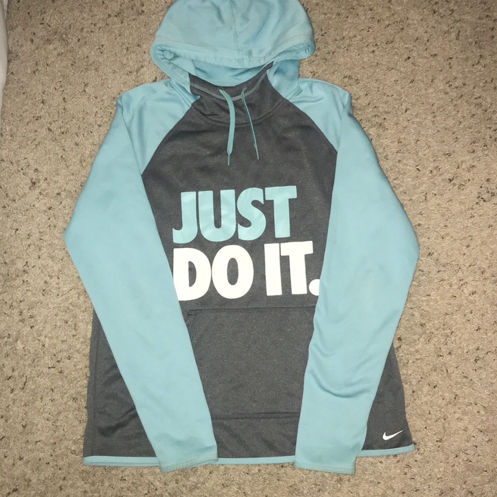 Nike sweatshirt